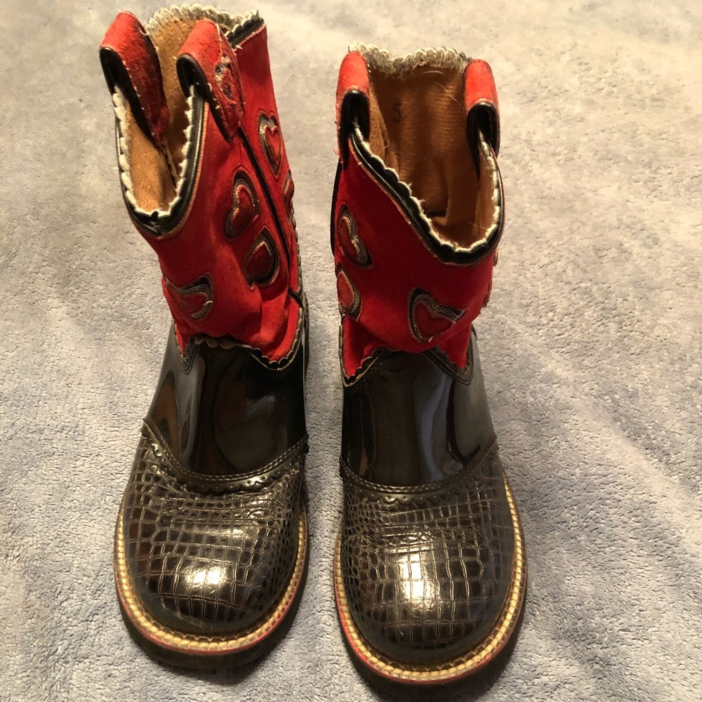 Women’s  Ariat cowboy boots